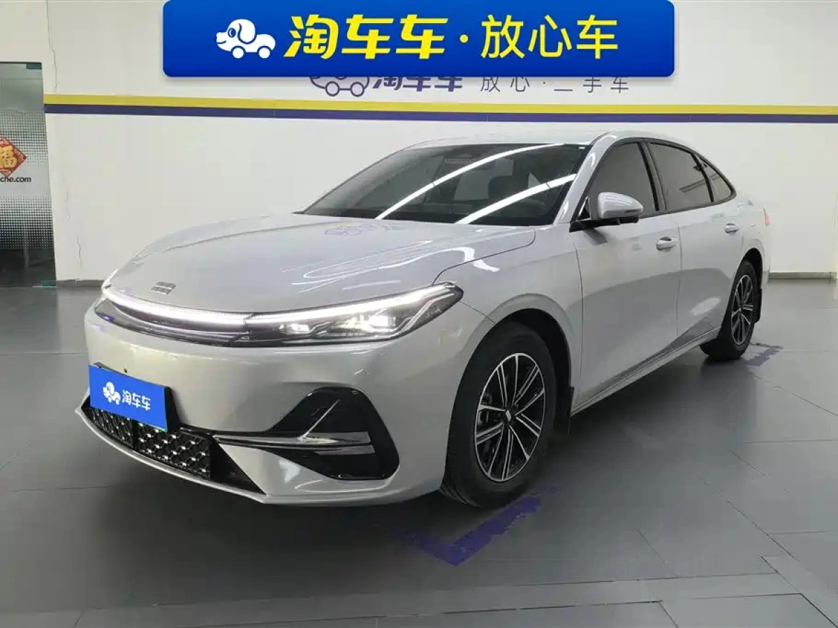 GEELY GALAXY GALAXY A7  2025
