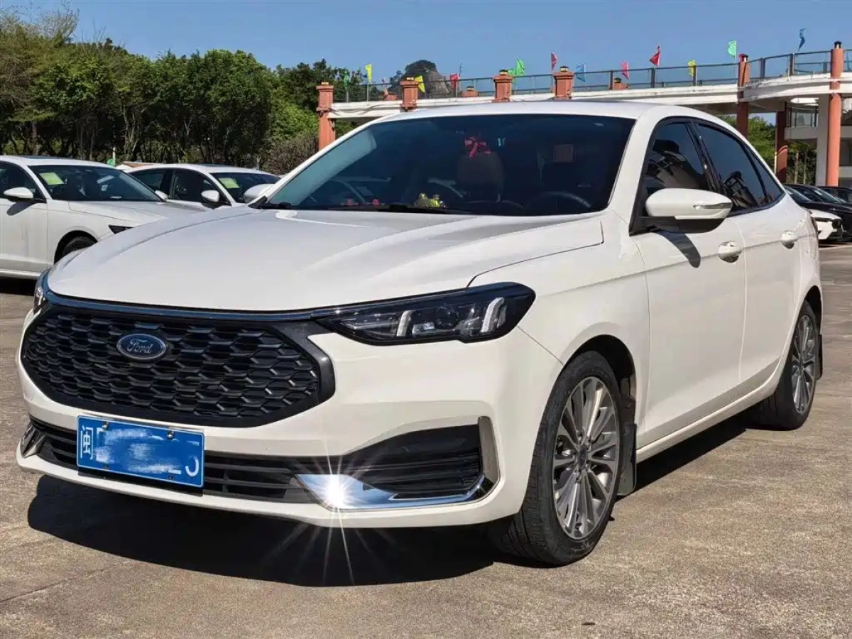 FORD FOCUS CLASSIC  2022