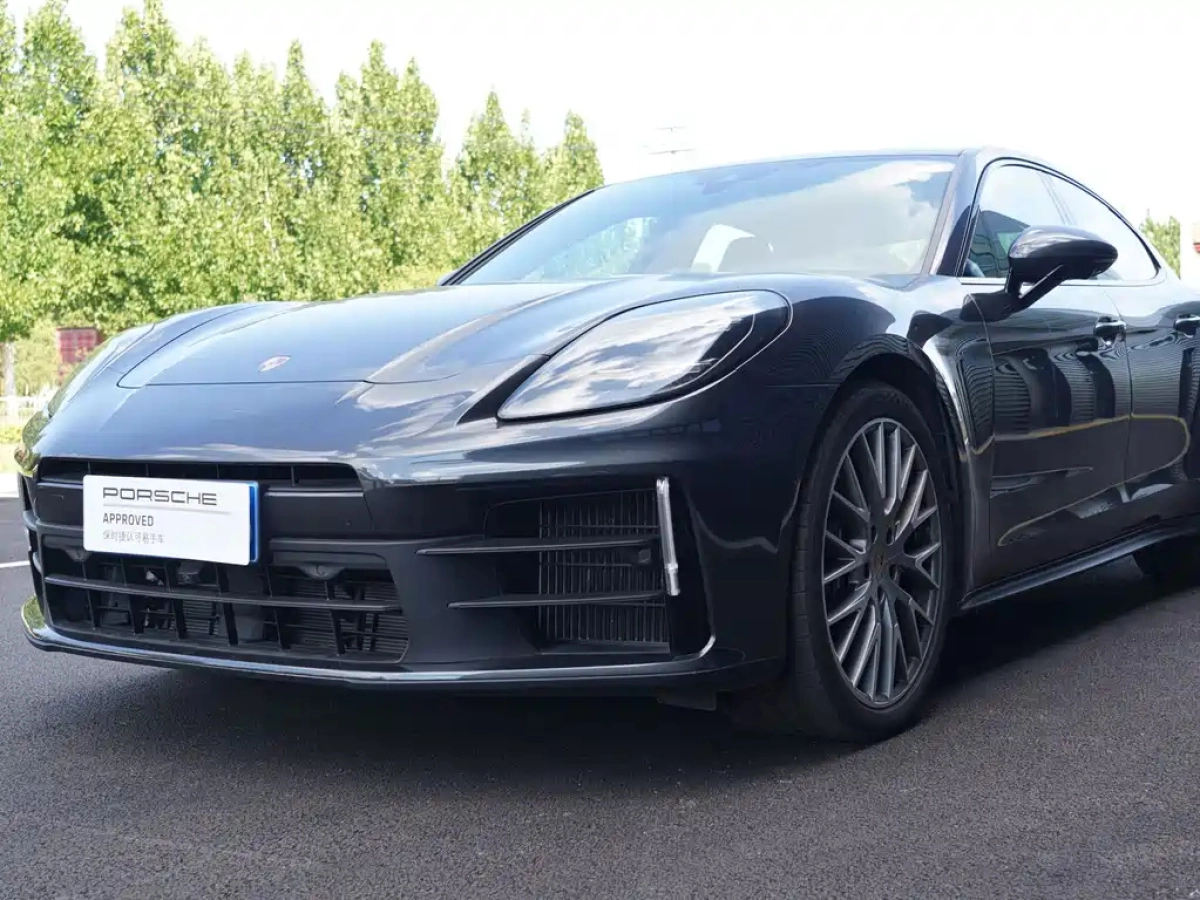 PORSCHE PANAMERA  2024