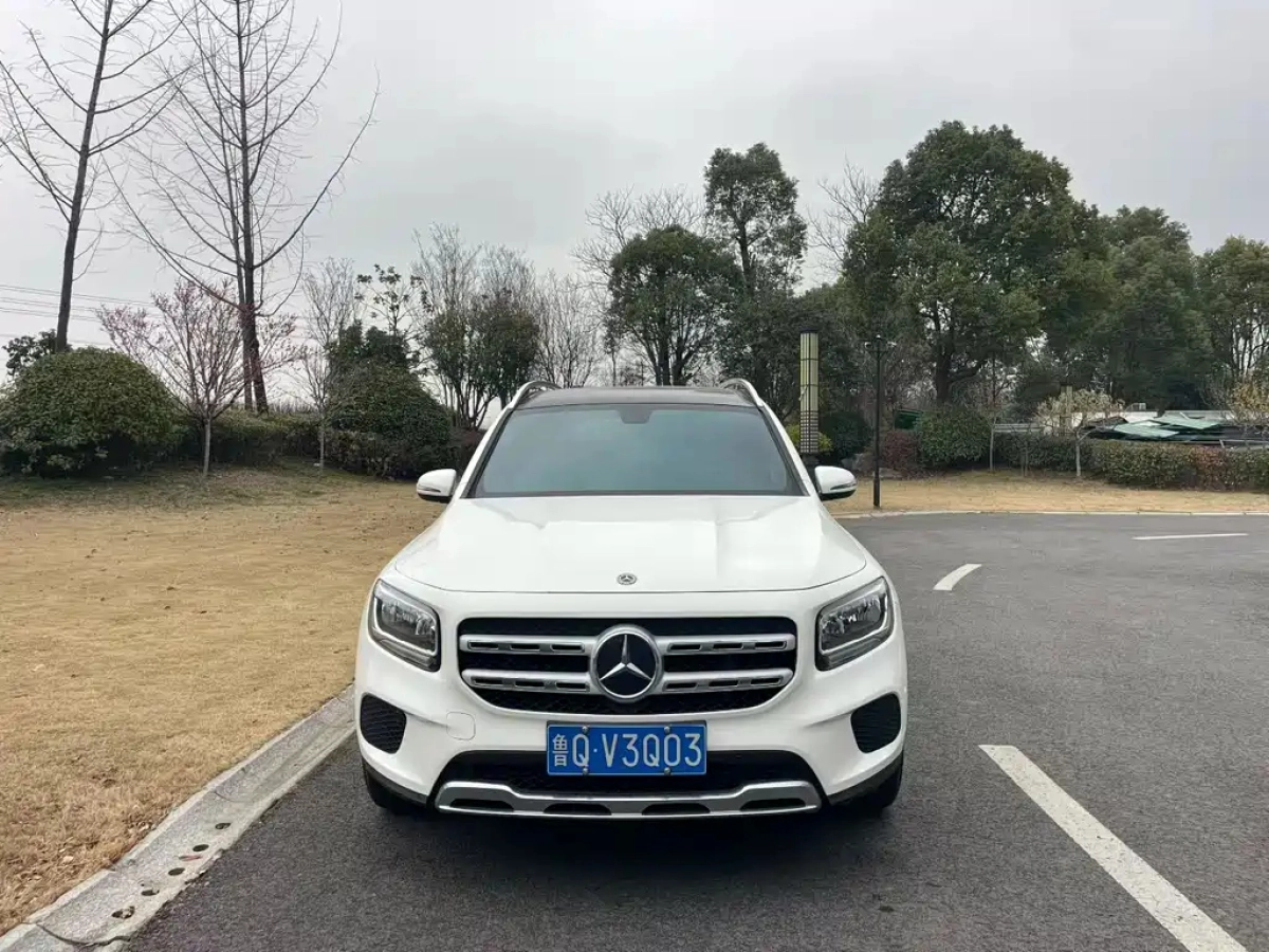 MERCEDES-BENZ GLB  2021
