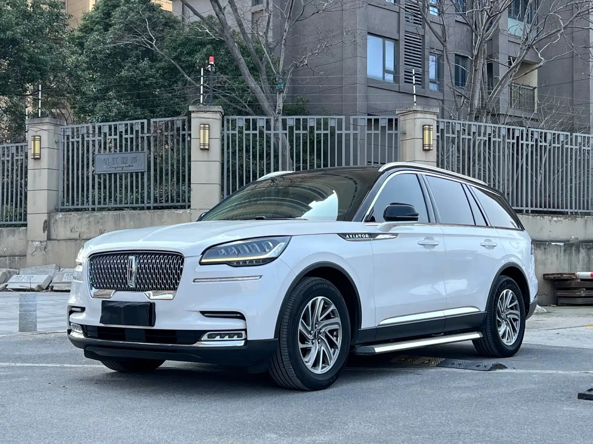 LINCOLN AVIATOR  2021