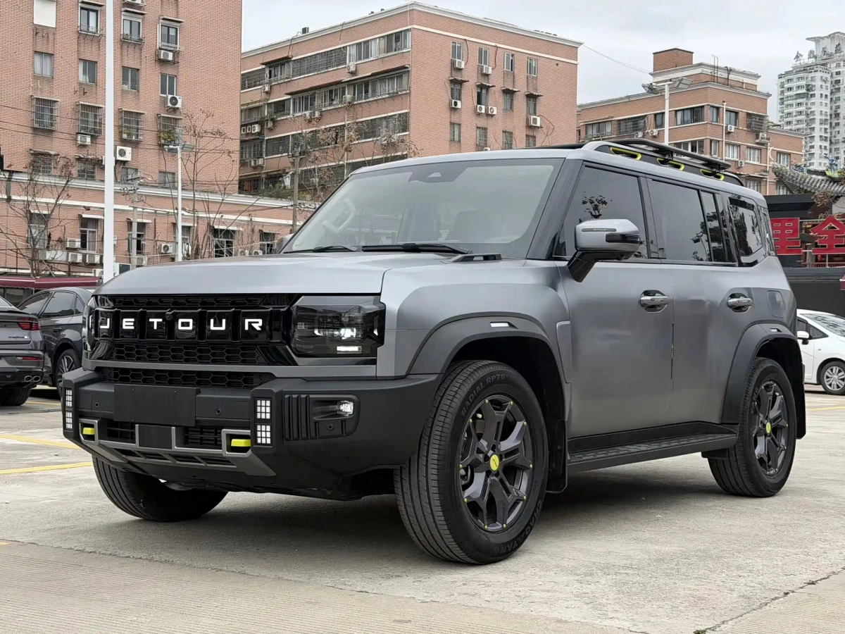 JETOUR TRAVELER  2024