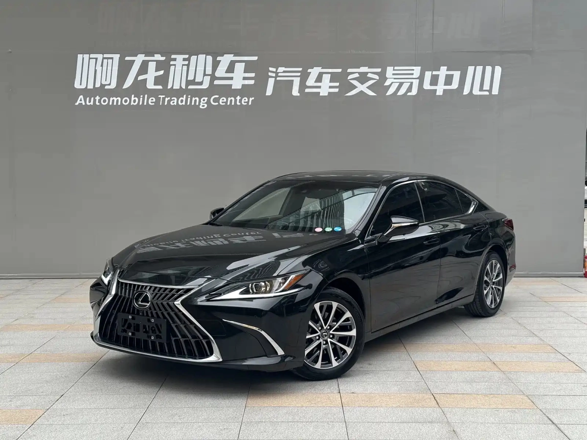 LEXUS ES  2024