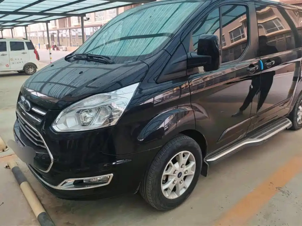FORD TOURNEO  2021