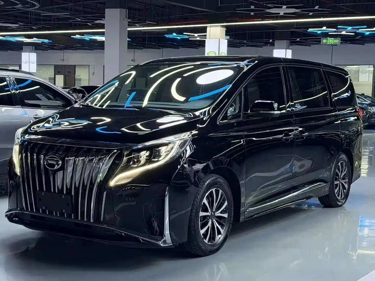 GAC TRUMPCHI TRUMPCHI M8  2023