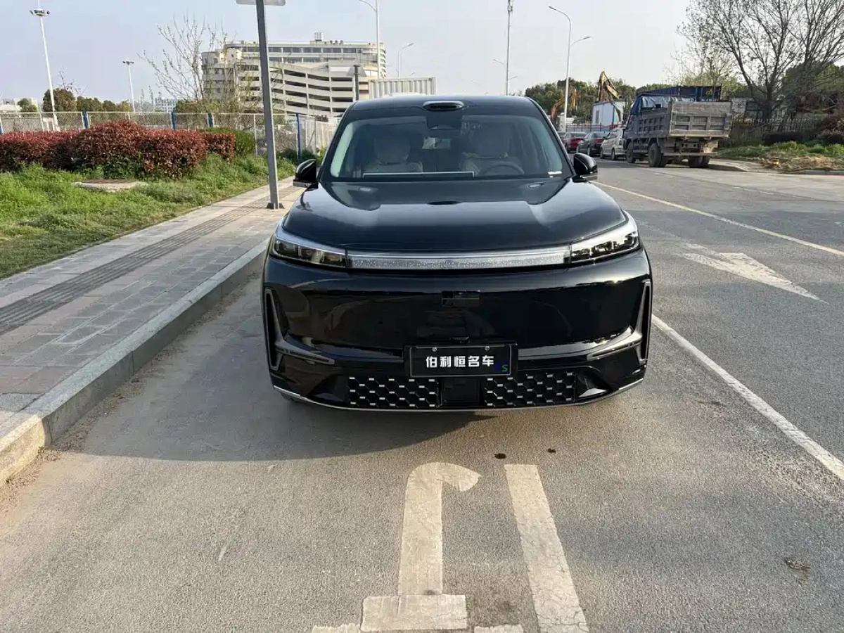 GEELY GALAXY GALAXY M9