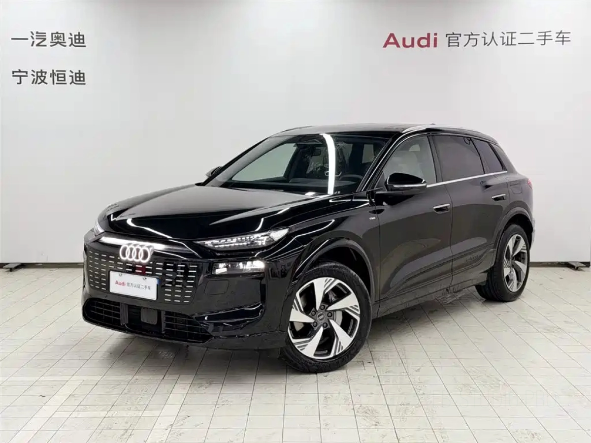 AUDI Q6L E-TRON  2026