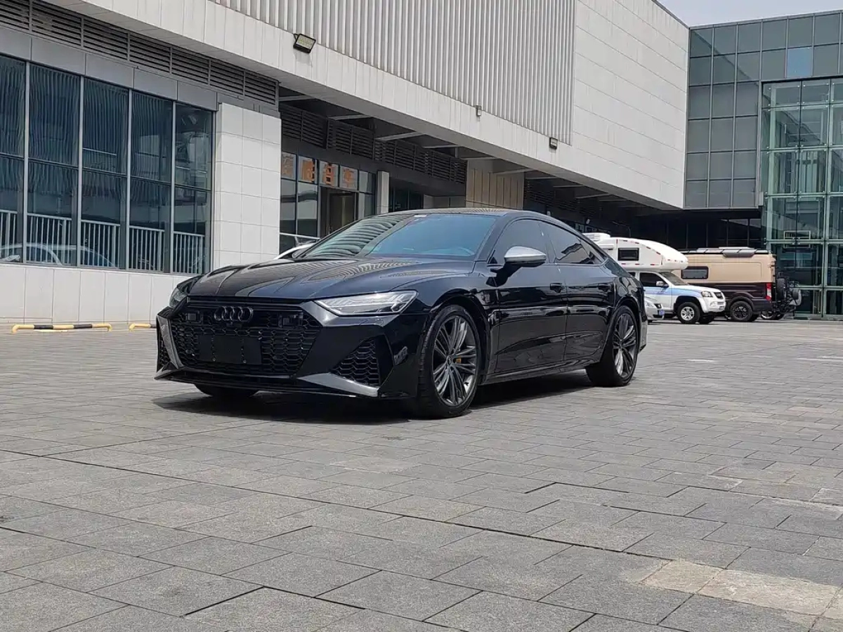 AUDI A7  2023