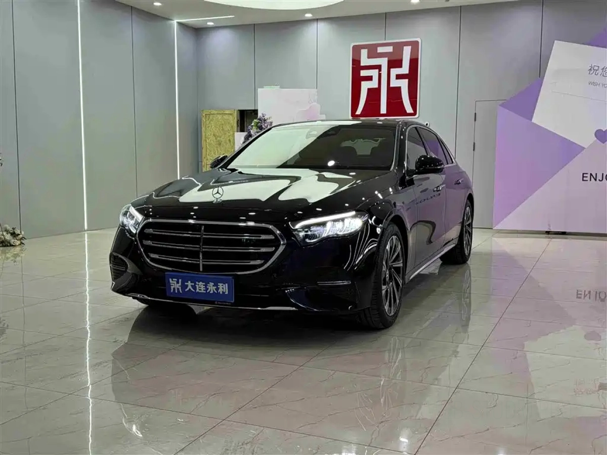 MERCEDES-BENZ E-CLASS  2025