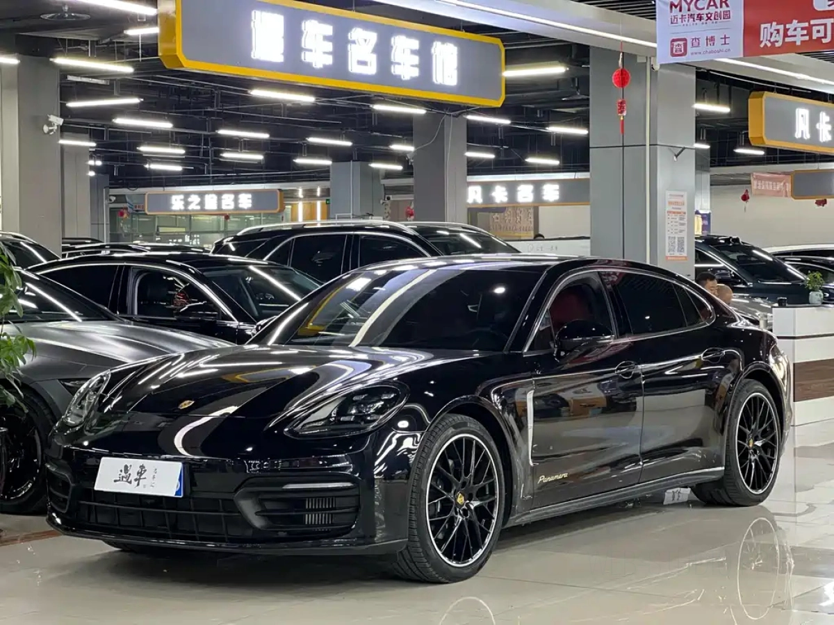 PORSCHE PANAMERA  2022
