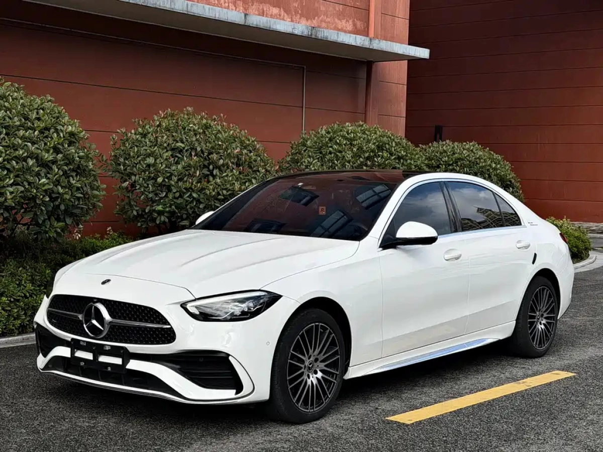 MERCEDES-BENZ C-CLASS  2025
