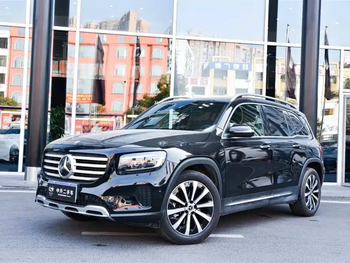MERCEDES-BENZ GLB