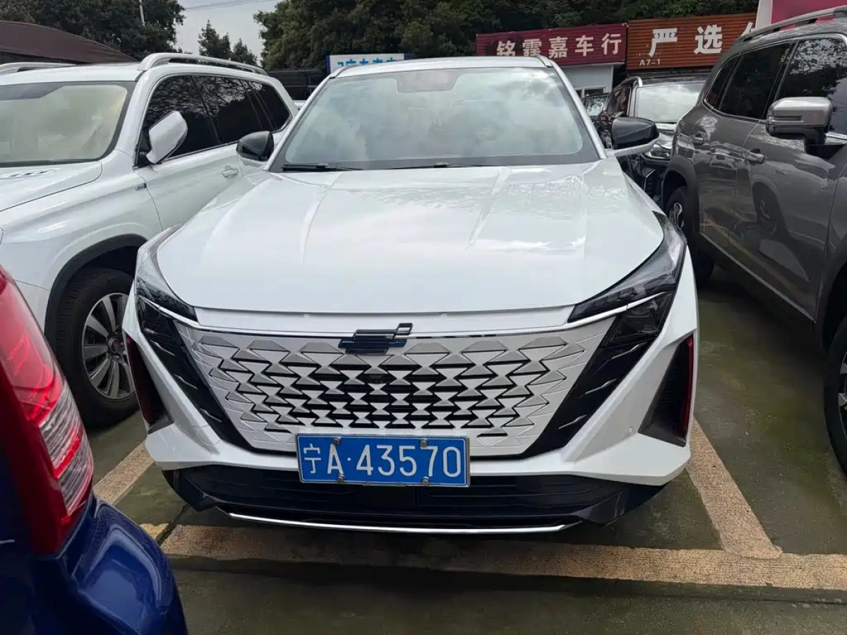 CHANGAN OSHAN Z6