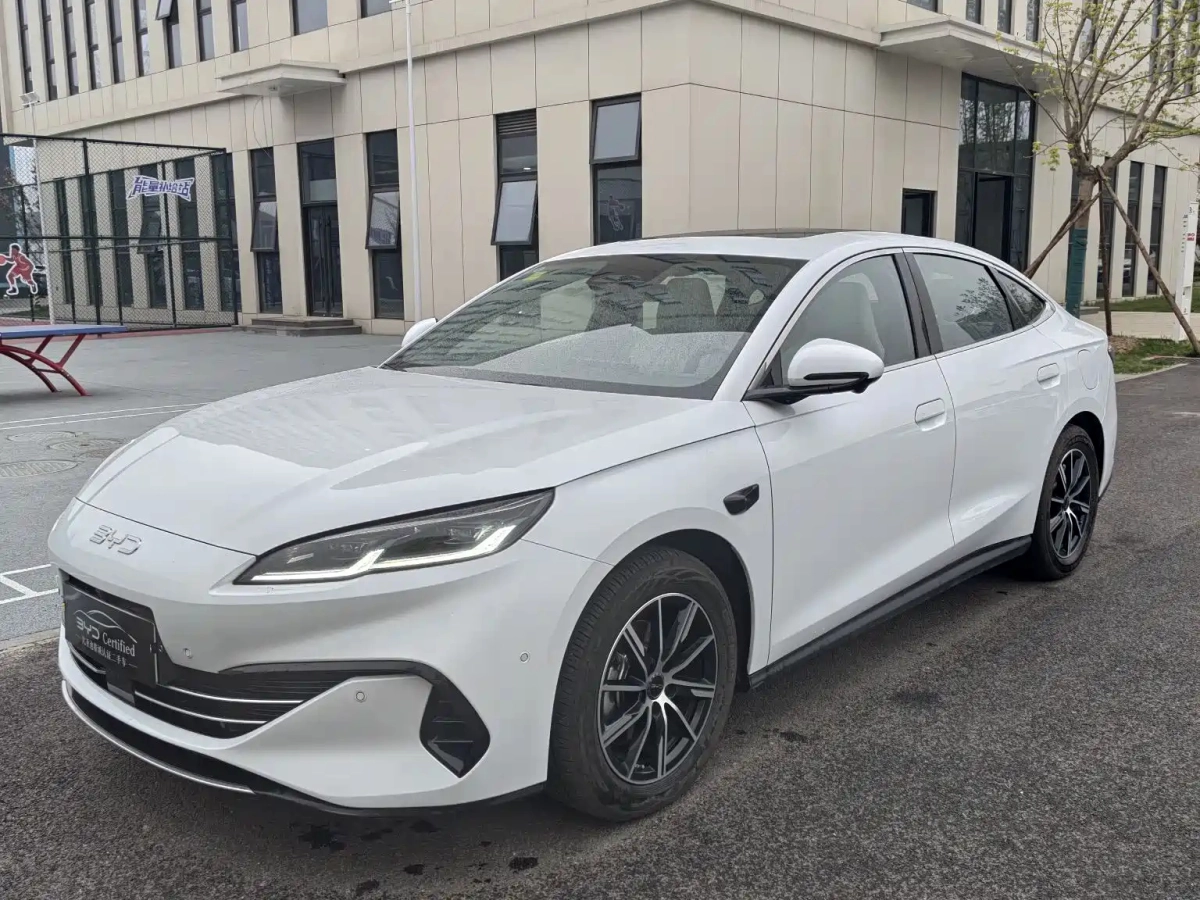 BYD SEAL 06 DM-I  2025