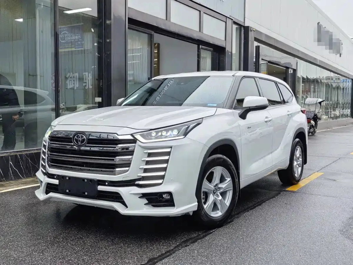 TOYOTA HIGHLANDER  2025