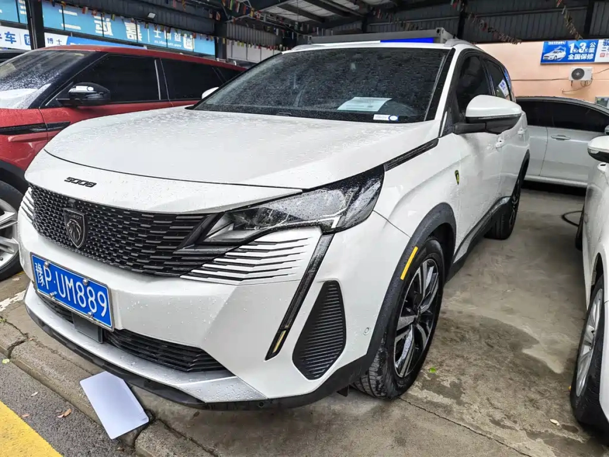 PEUGEOT 5008  2022