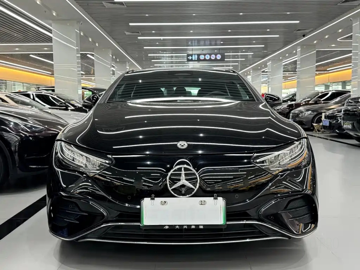 MERCEDES-BENZ EQE