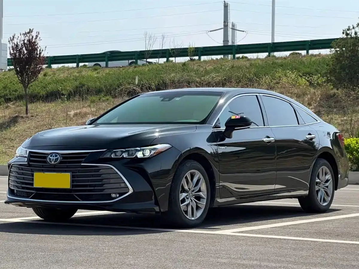 TOYOTA AVALON  2022