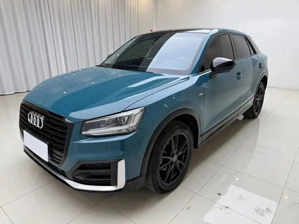 AUDI Q2L  2021