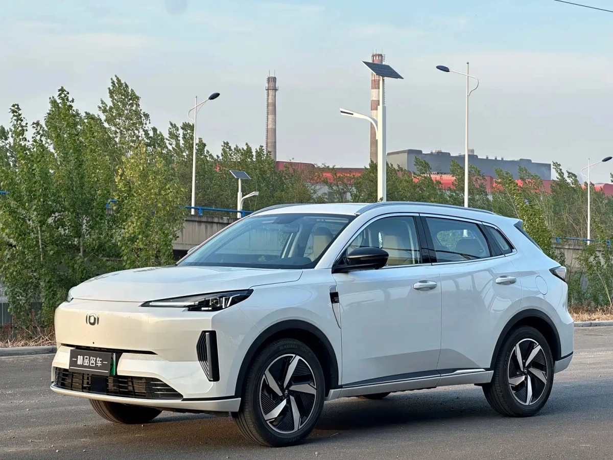 CHANGAN QIYUAN NEVO Q05  2025