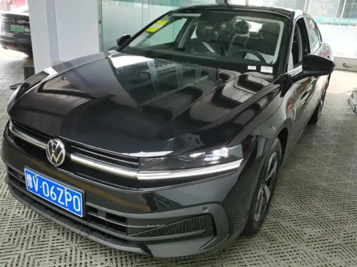 VOLKSWAGEN MAGOTAN  2026