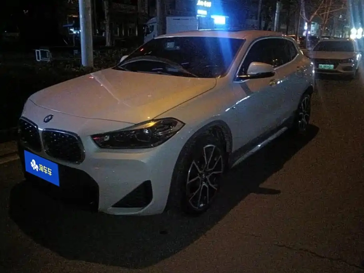 BMW X2  2021