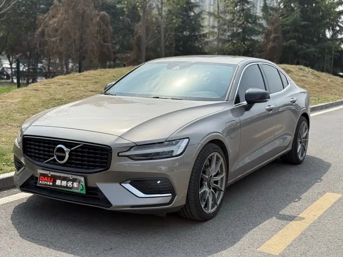 VOLVO S60 NEW ENERGY  2021