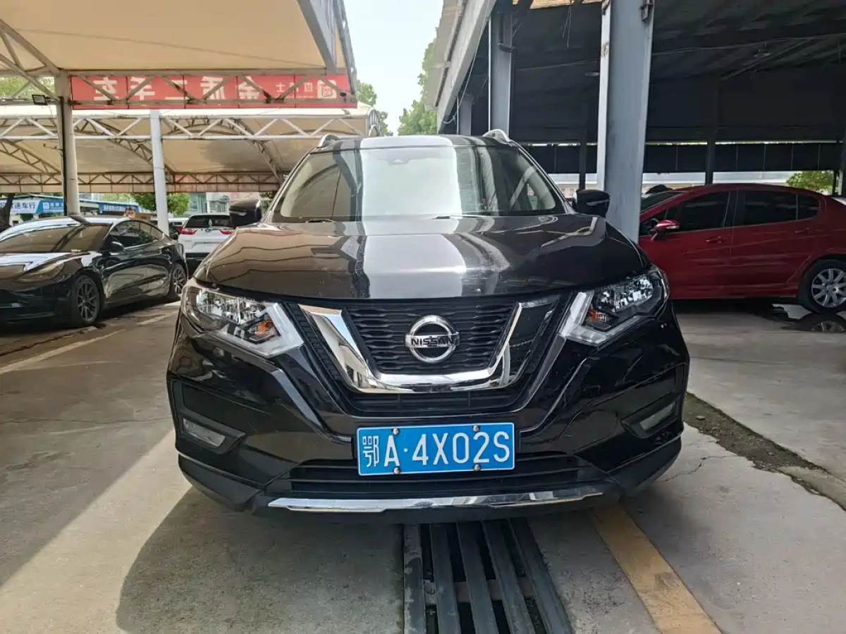 NISSAN X-TRAIL  2020