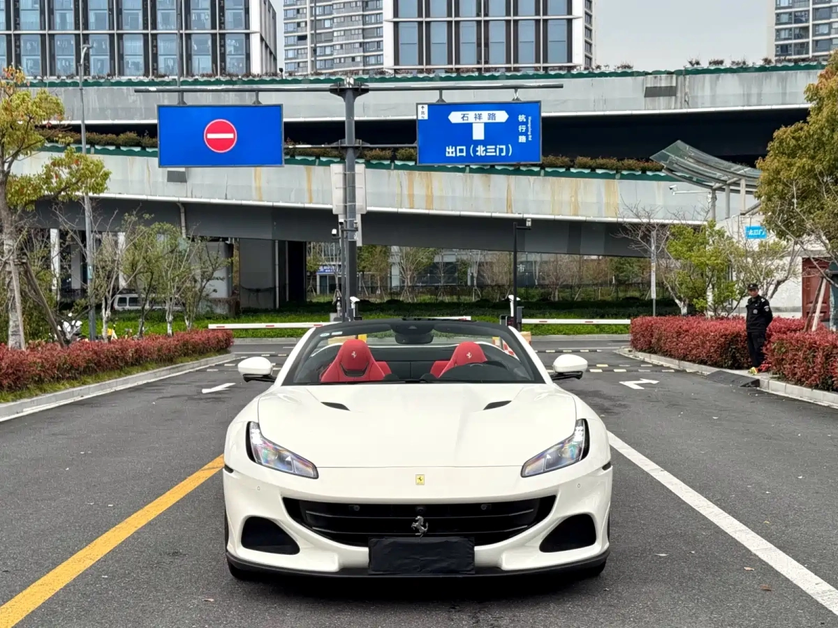 FERRARI PORTOFINO  2023