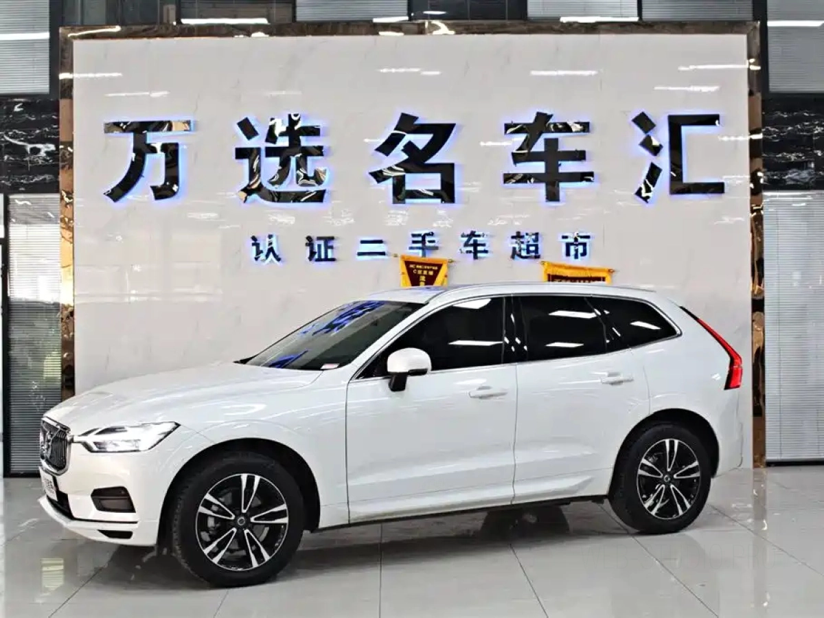 VOLVO XC60  2019