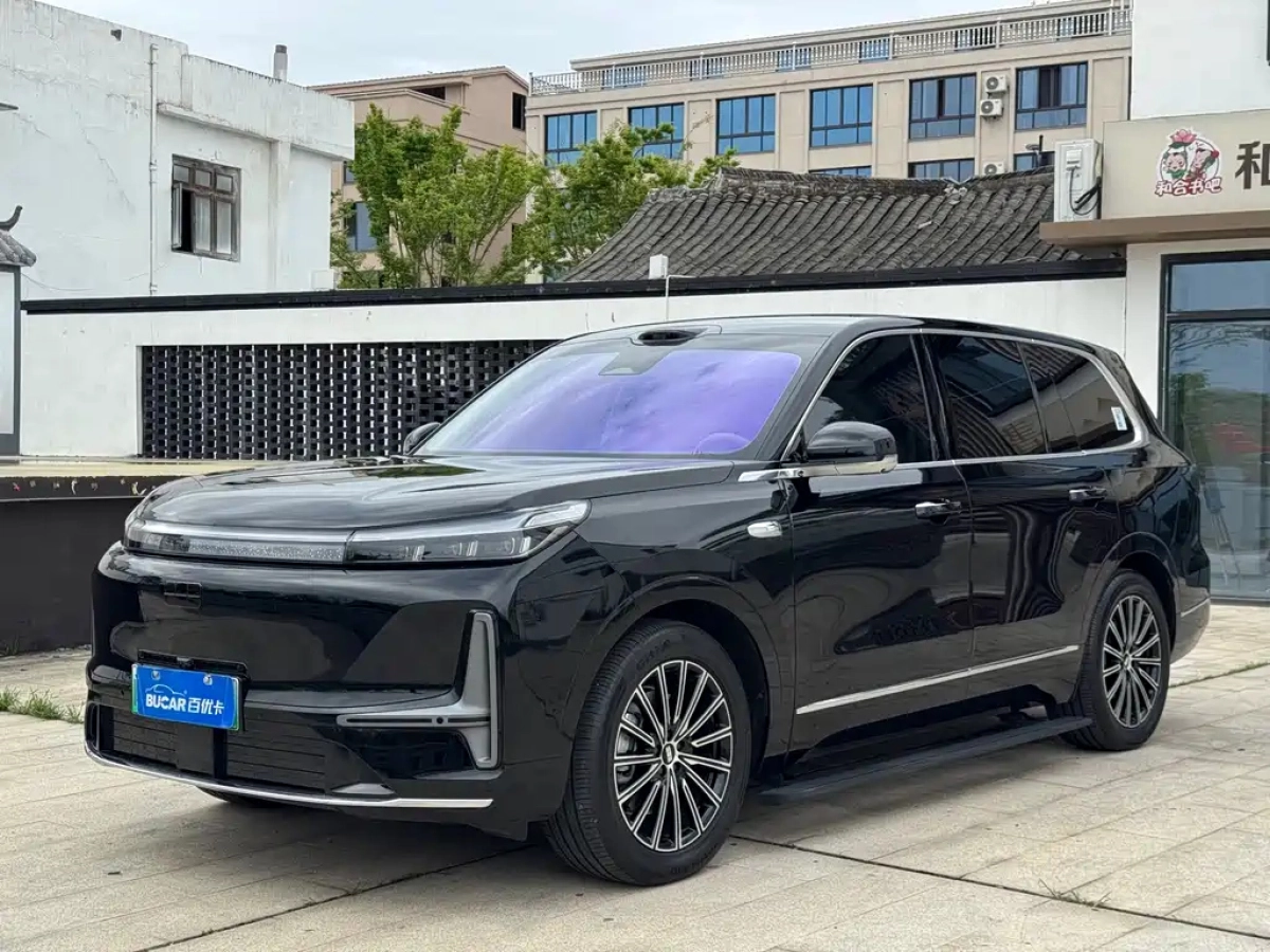 GEELY GALAXY GALAXY M9  2025