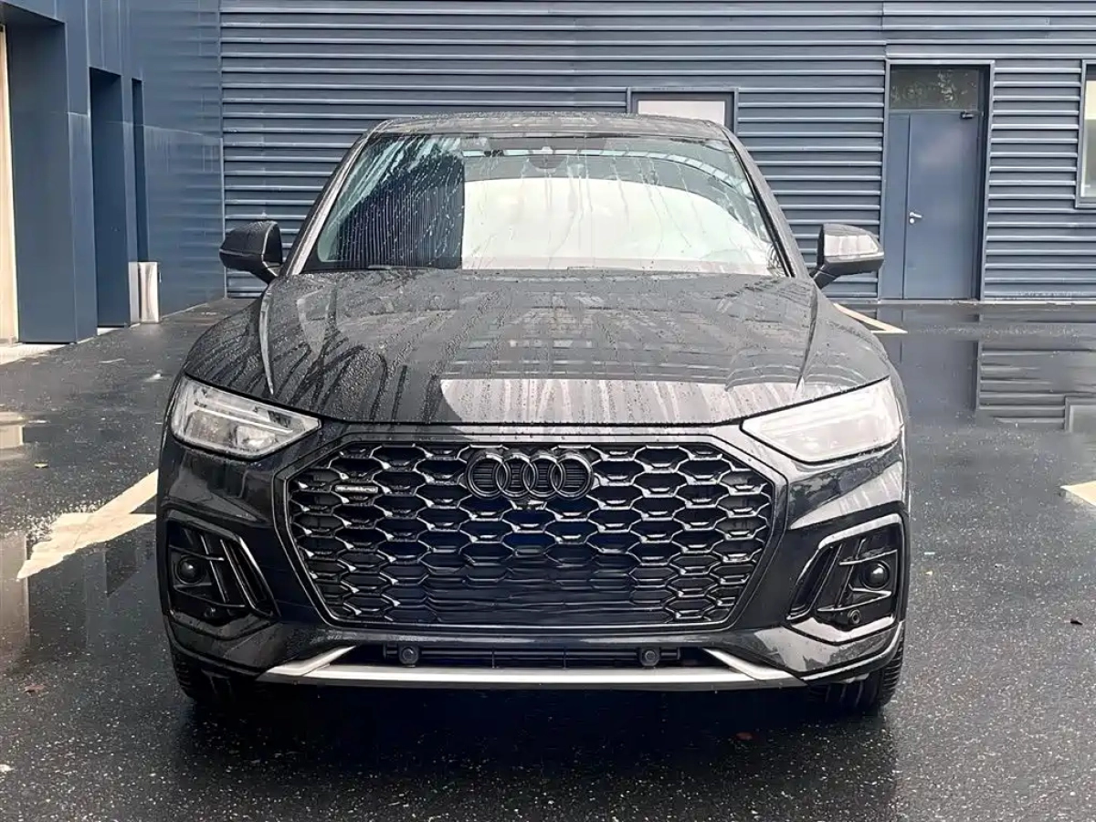 AUDI Q5L SPORTBACK