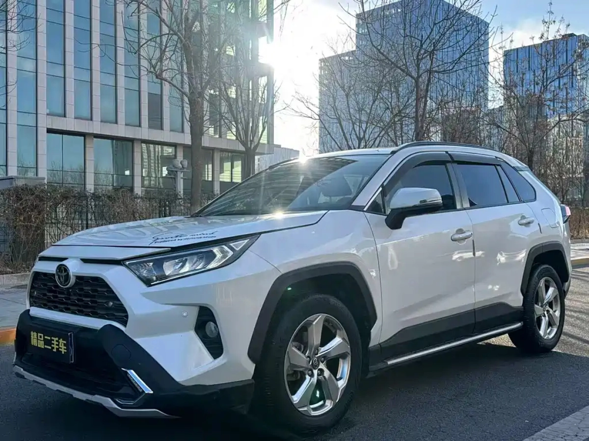 TOYOTA RAV4  2020