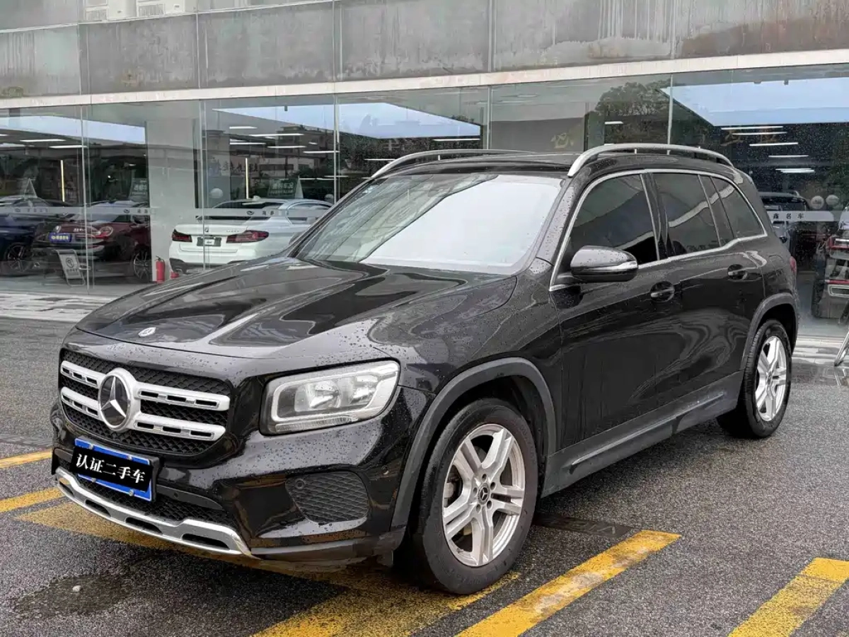MERCEDES-BENZ GLB  2022