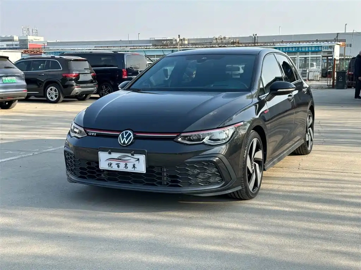 VOLKSWAGEN GOLF GTI