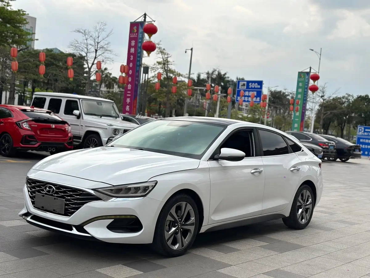 HYUNDAI LAFESTA  2019