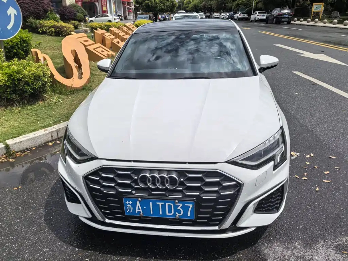 AUDI A3  2022