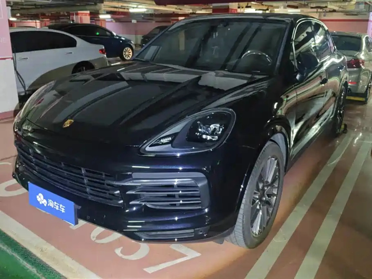 PORSCHE CAYENNE  2022