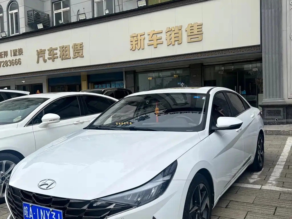 HYUNDAI ELANTRA  2023