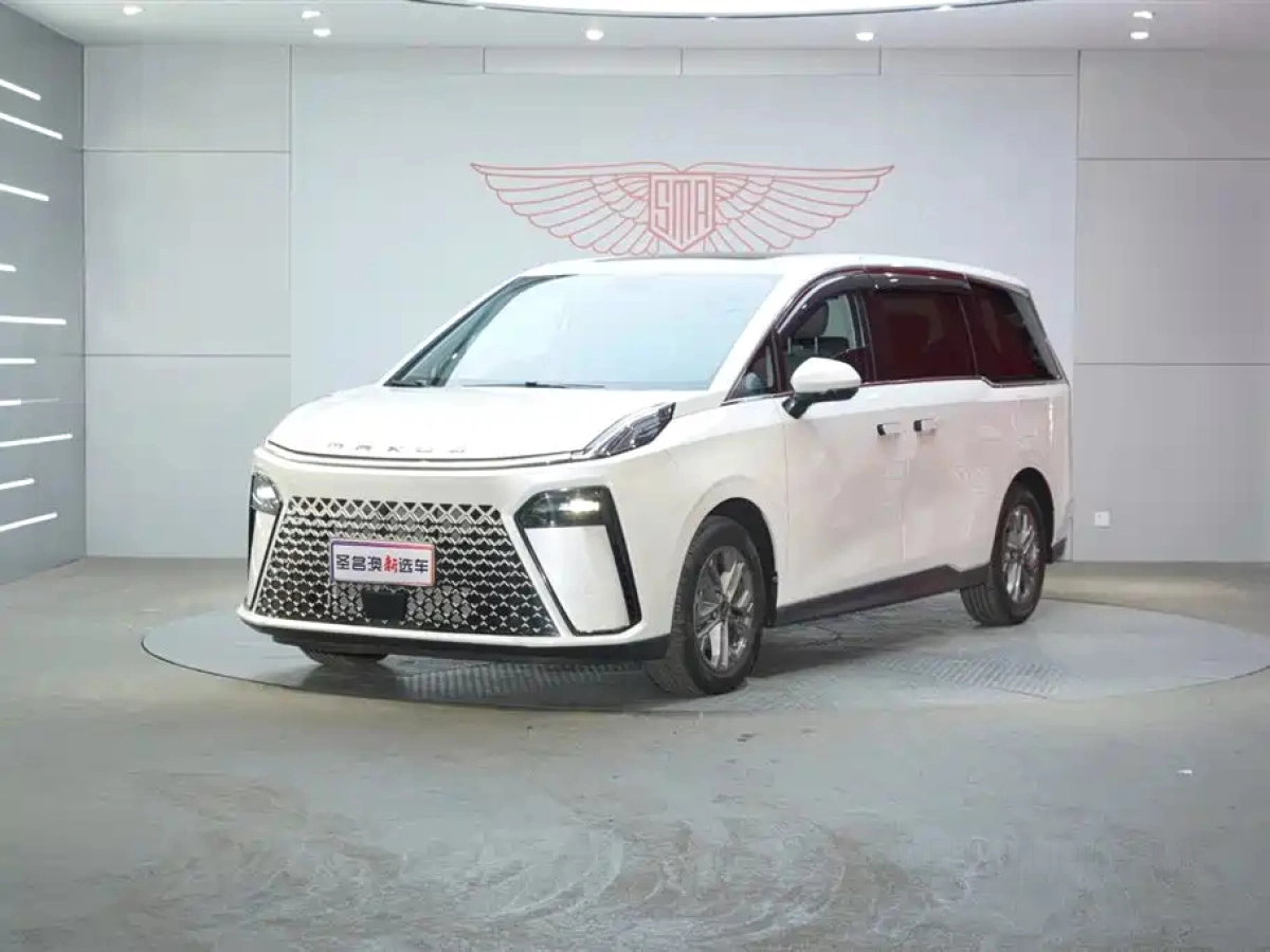 SAIC MAXUS G70  2025