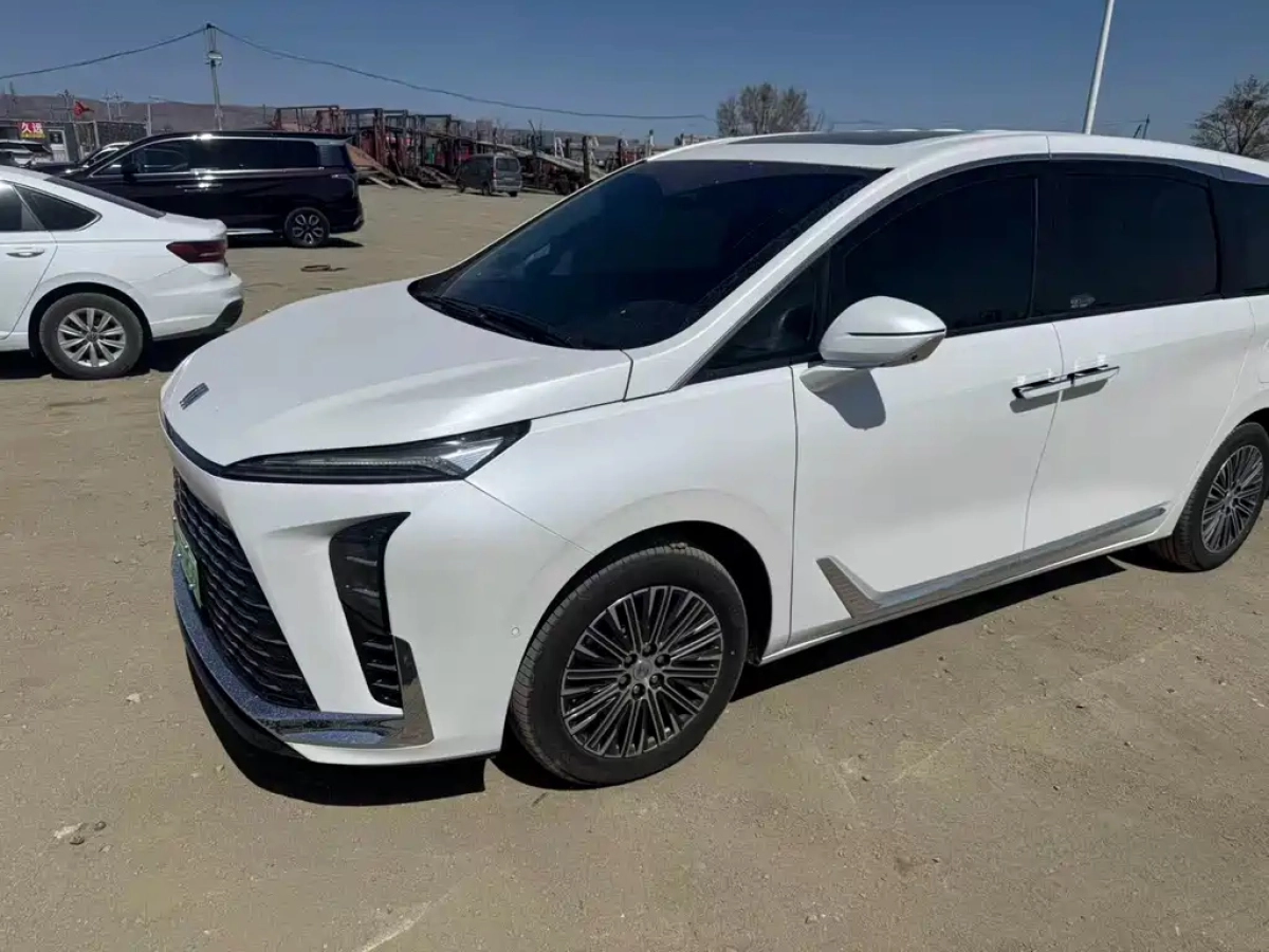 BUICK GL8 NEW ENERGY  2024