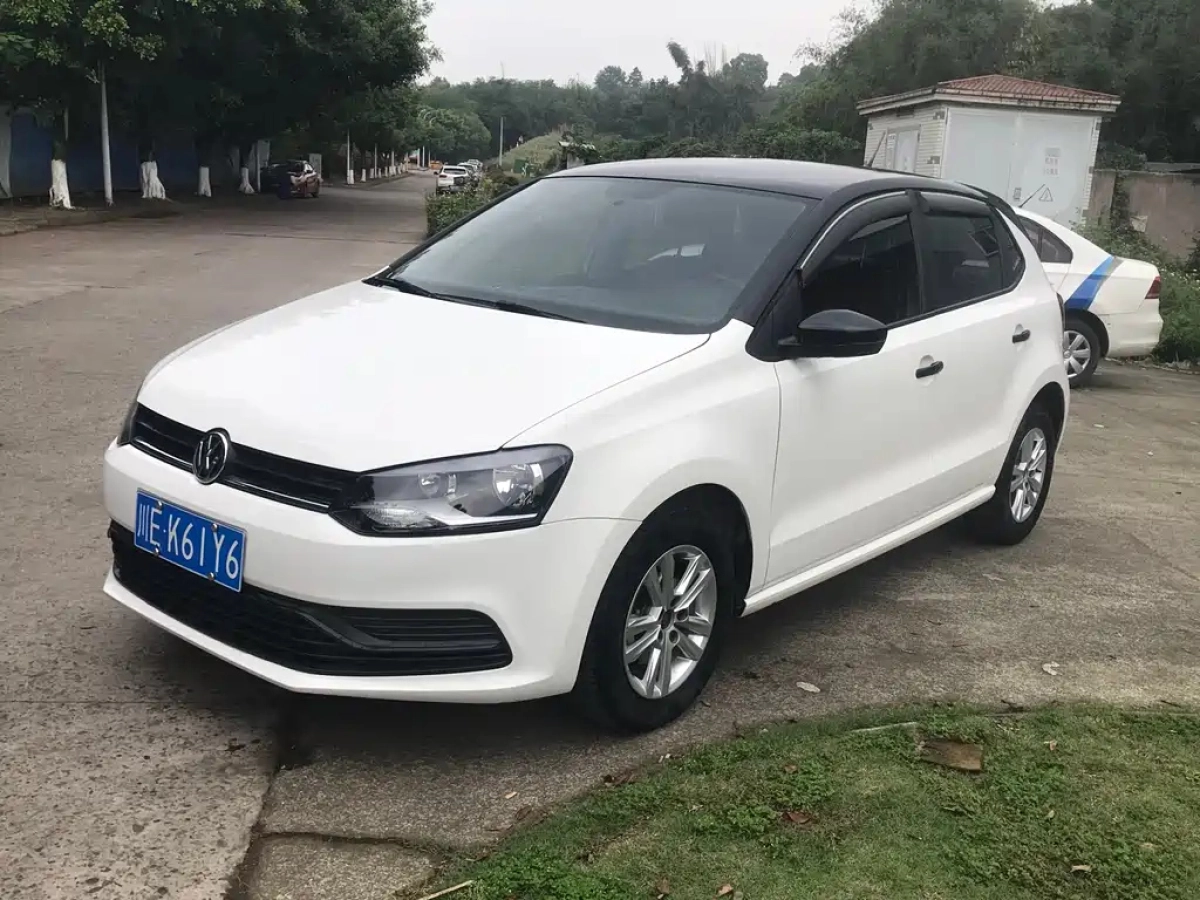 VOLKSWAGEN POLO  2019