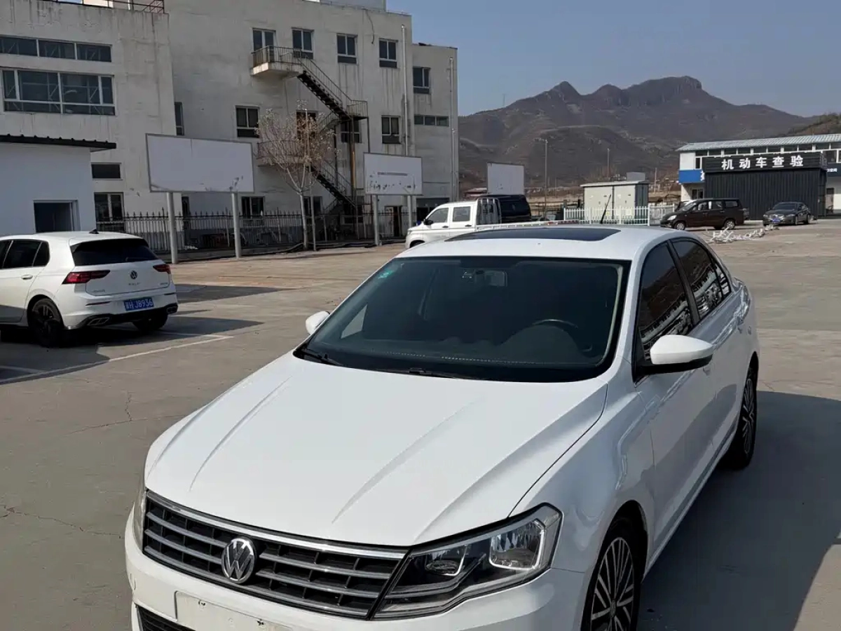 VOLKSWAGEN JETTA  2019