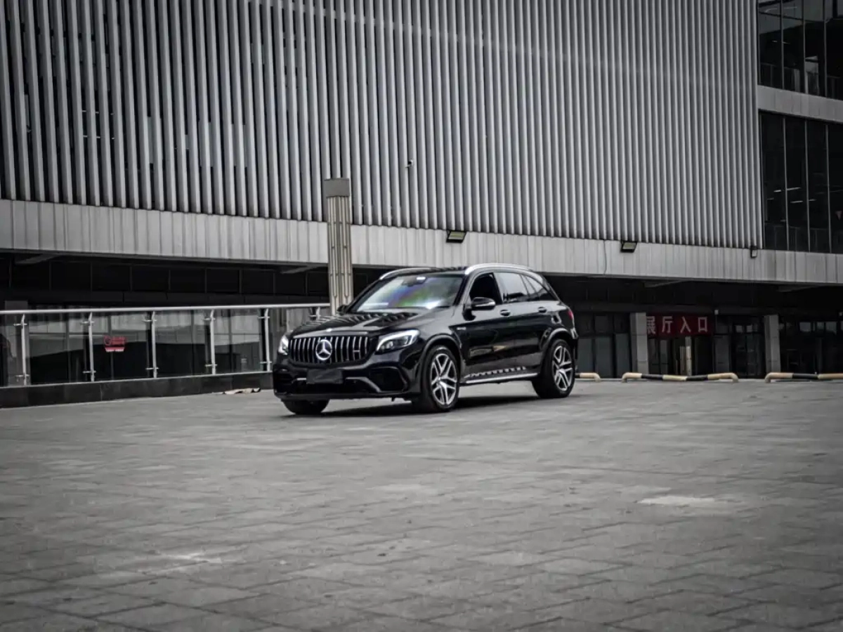 MERCEDES-BENZ GLC AMG  2019