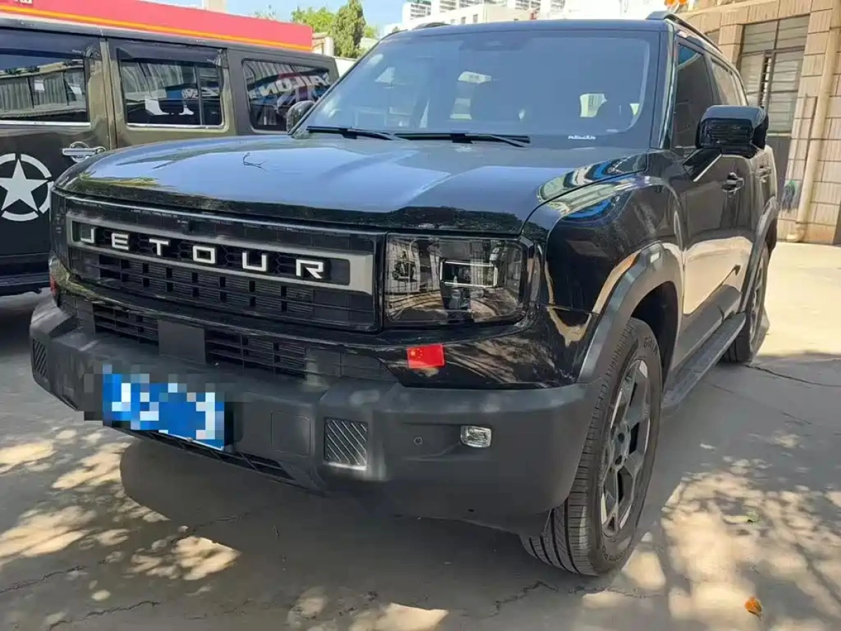 JETOUR TRAVELER  2025