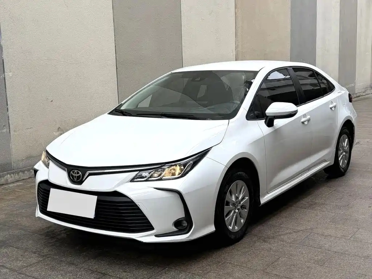 TOYOTA COROLLA  2023