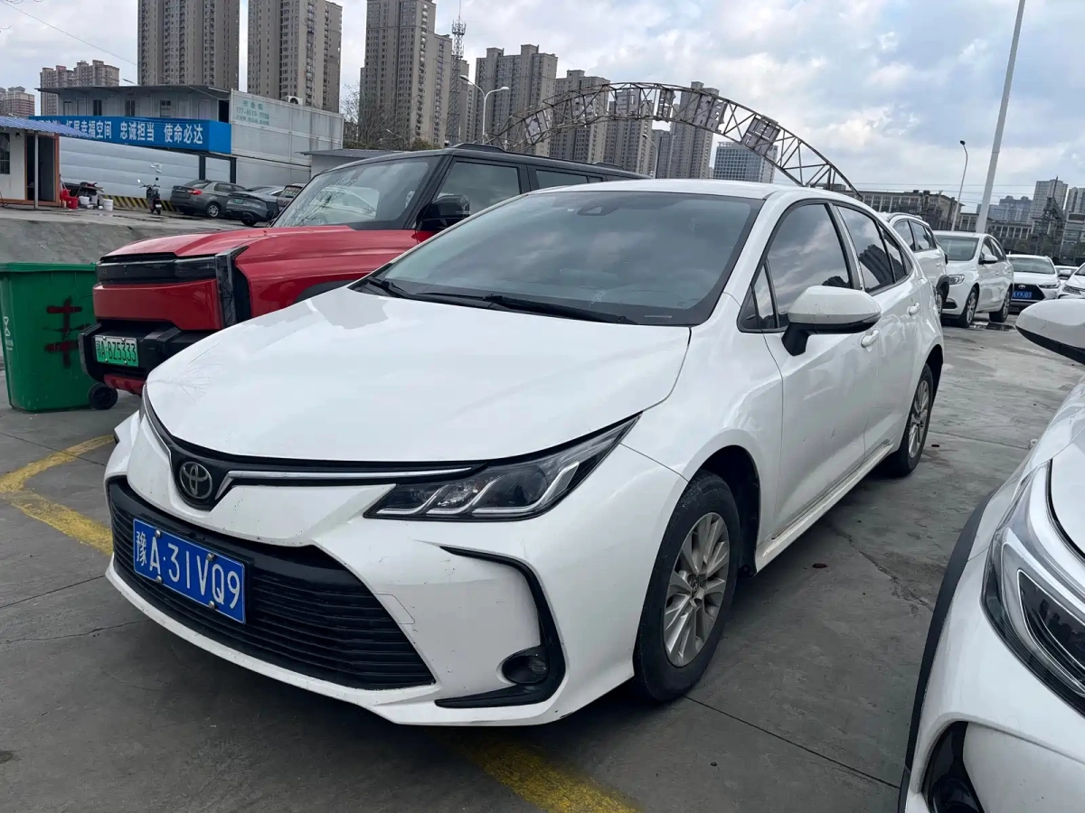 TOYOTA COROLLA  2023