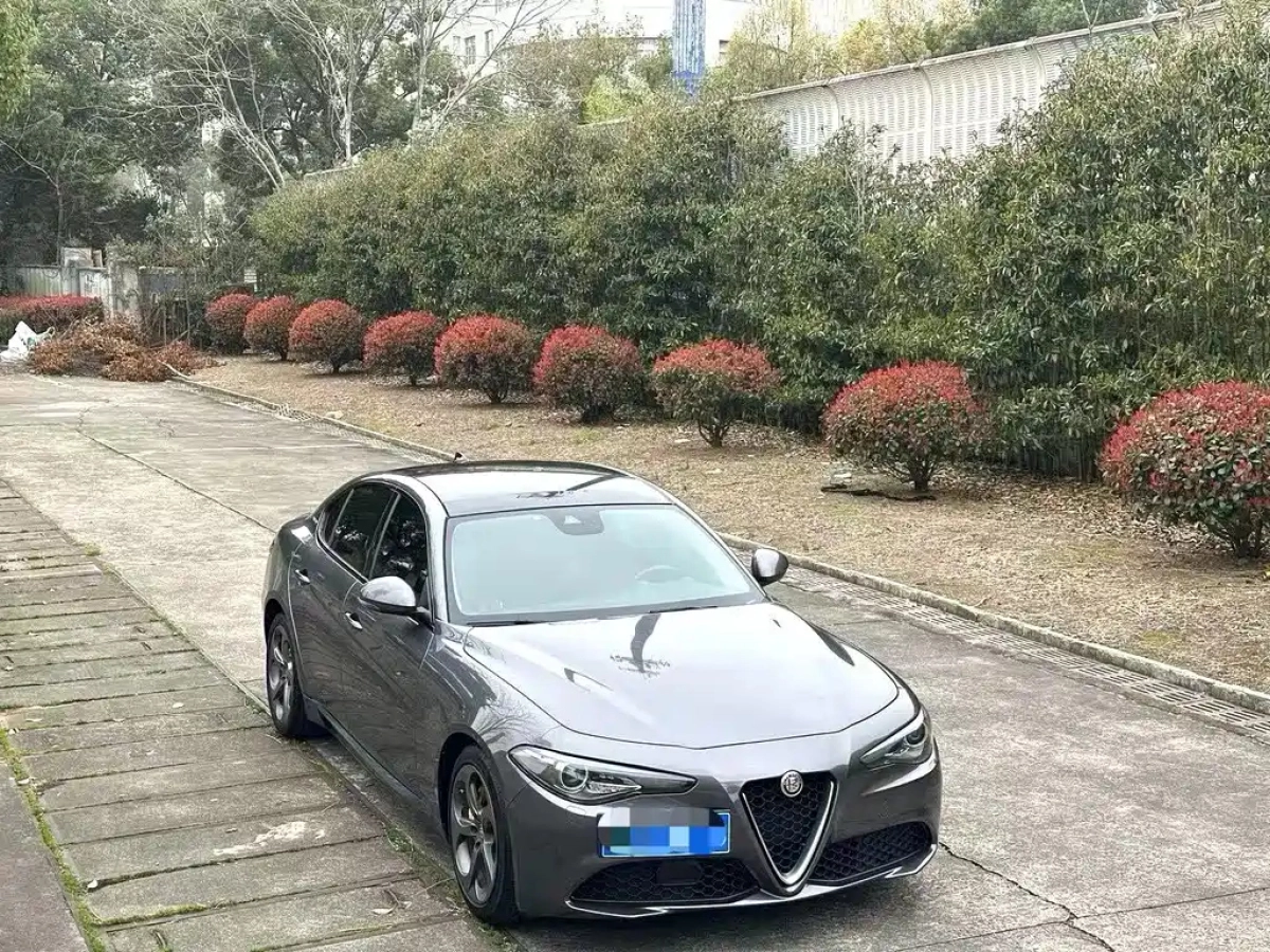 ALFAROMEO GIULIA