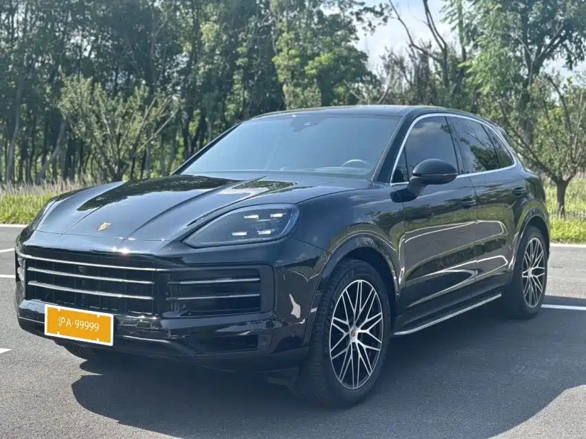 PORSCHE CAYENNE  2024