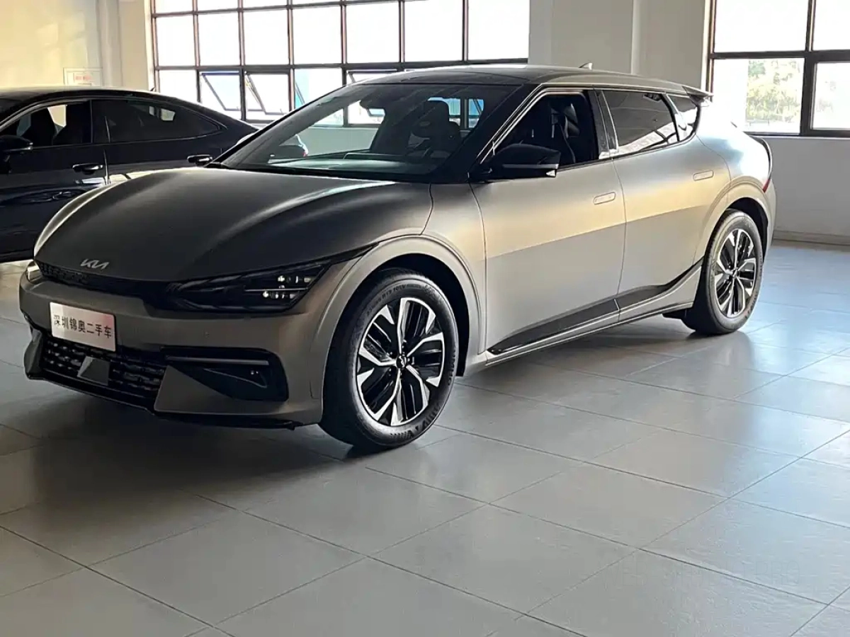 KIA EV6  2025